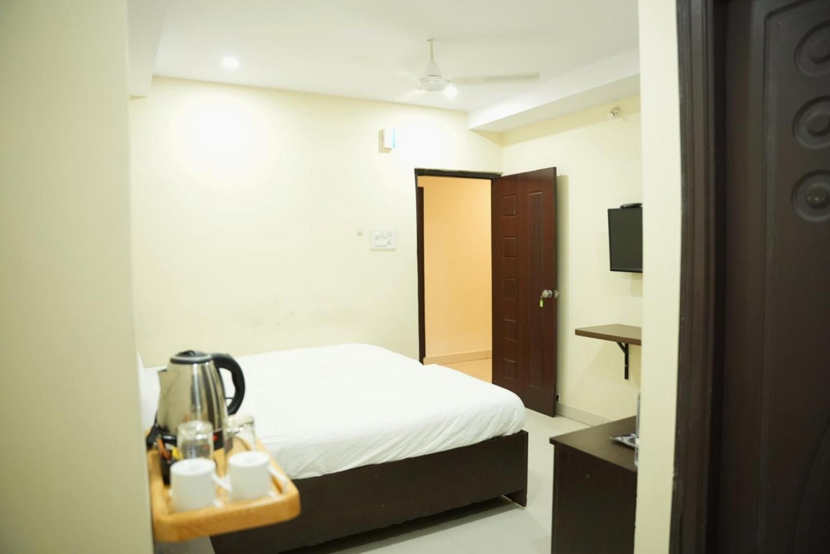 Da Lara Suites Kondapur  Exterior photo